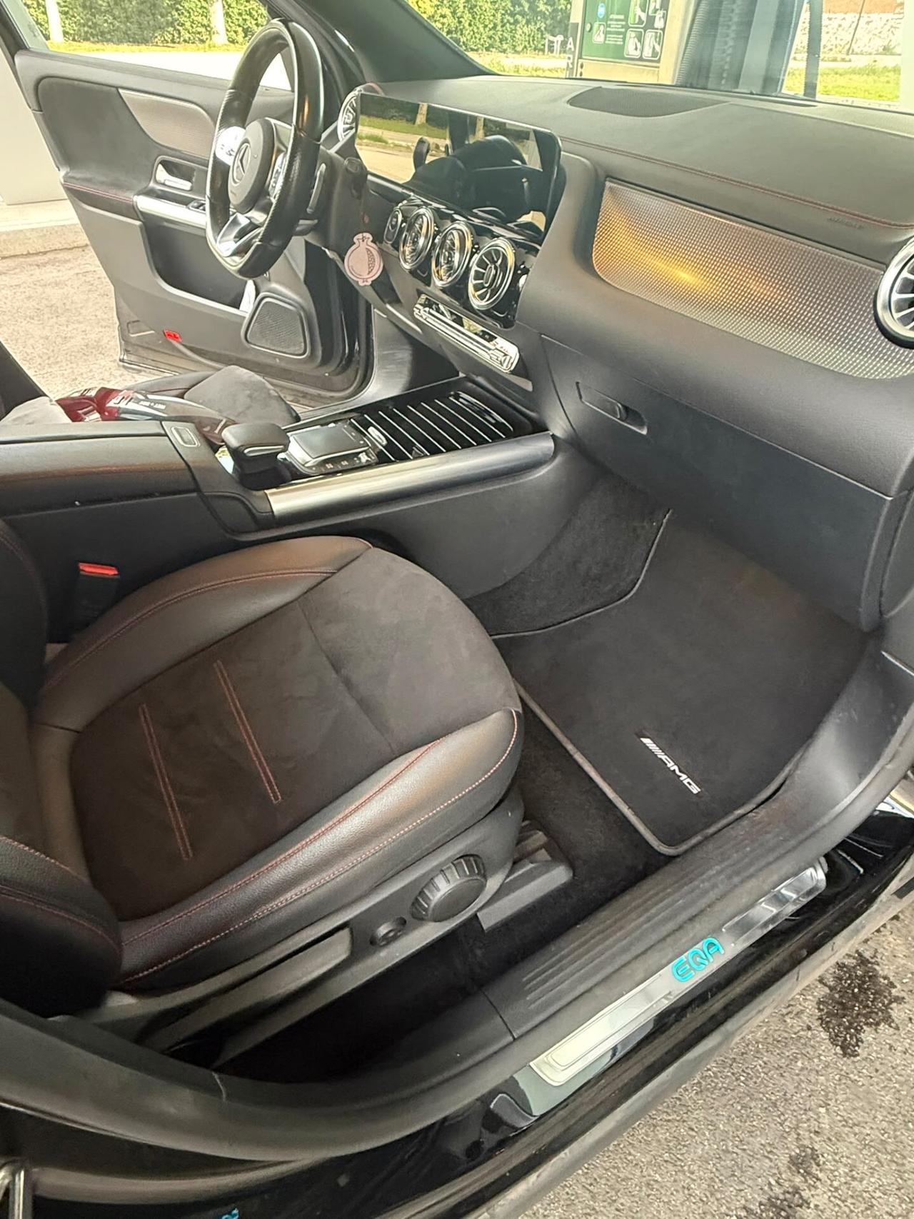 Mercedes-benz EQA 300 4Matic Premium AMG ***IN CONTO VENDITA - SU APPUNTAMENTO***