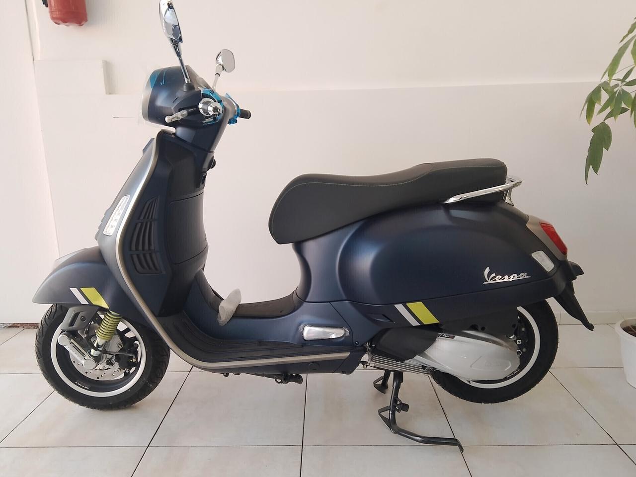 Vespa GTS 300 Super tech
