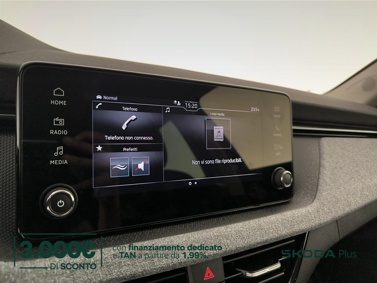 Skoda Kamiq 1.0 tsi black dots 115cv