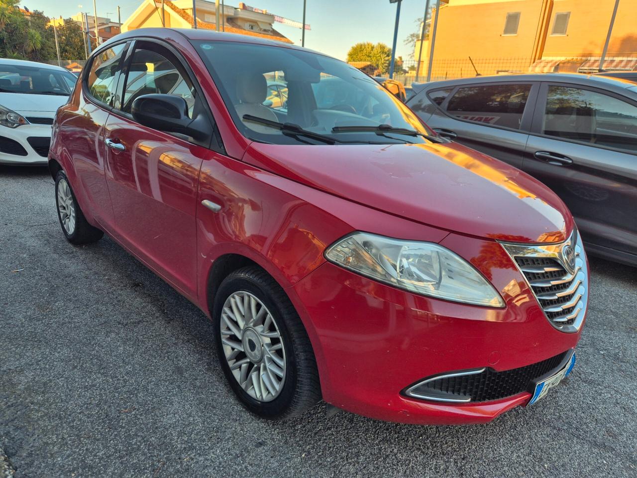 Lancia Ypsilon 1.2 69 CV 5 porte GPL Ecochic Gold