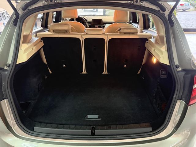 BMW 218 i Active Tourer Luxury