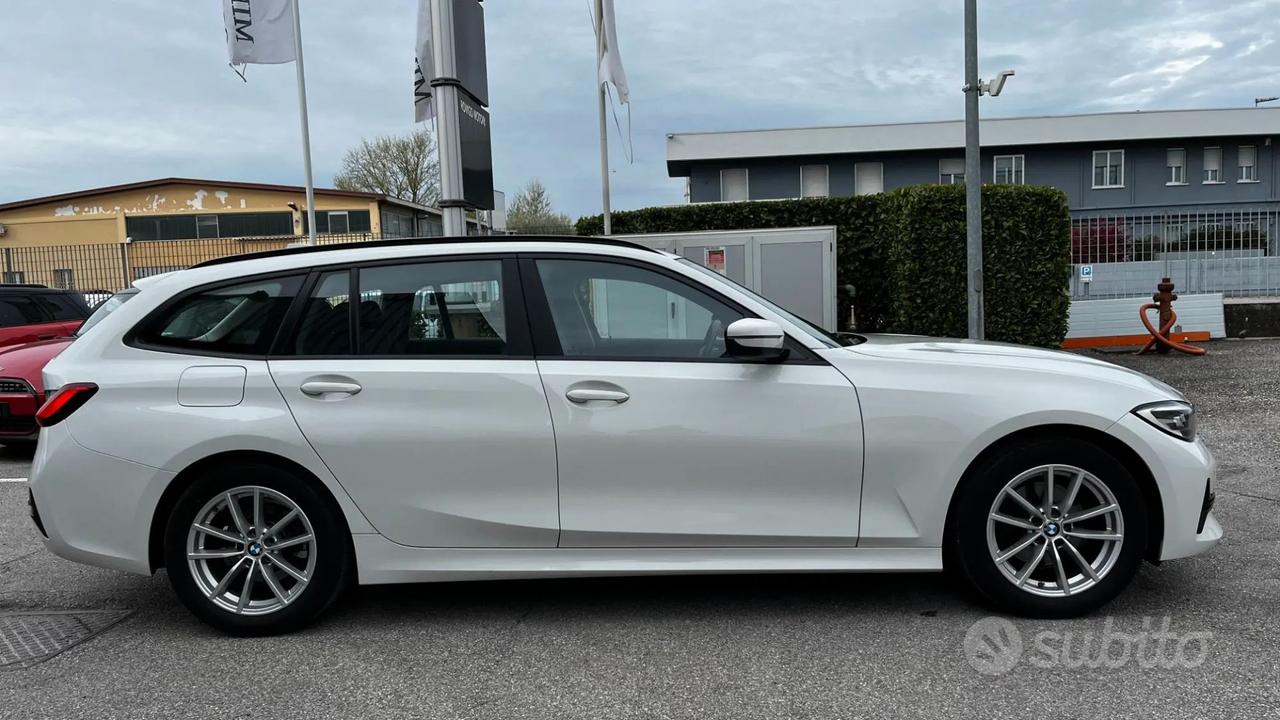 BMW 320D TOURING BUSINESS ADVANTAGE AUT.