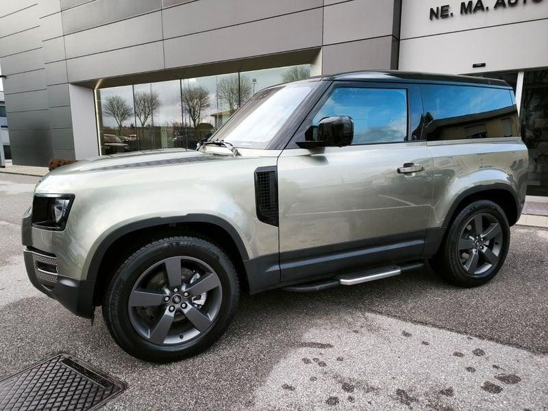 Land Rover Defender 90 3.0D I6 250CV X-Dynamic SE