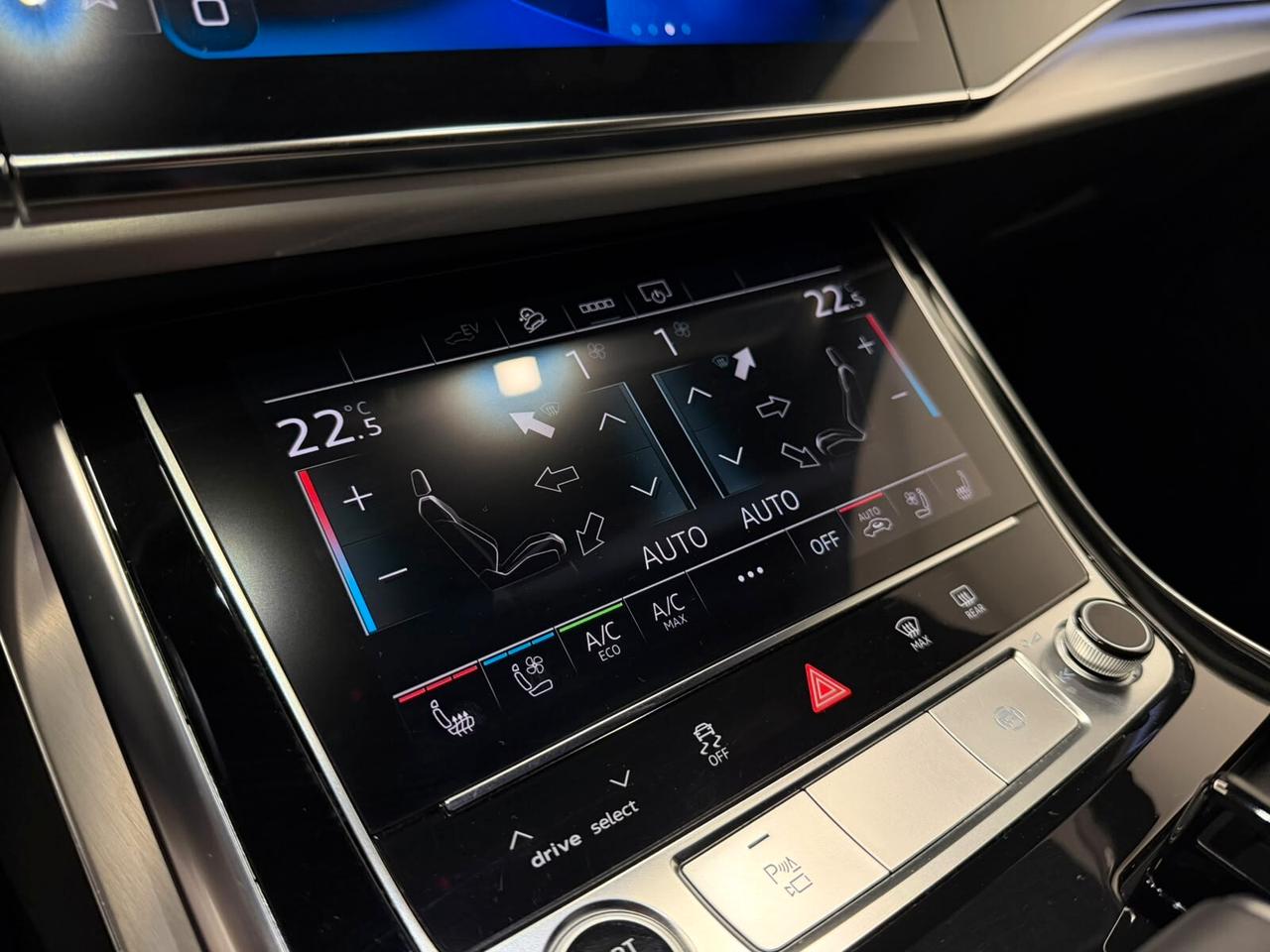 Audi Q7 55 TFSI e S-Line IVA ESPOSTA