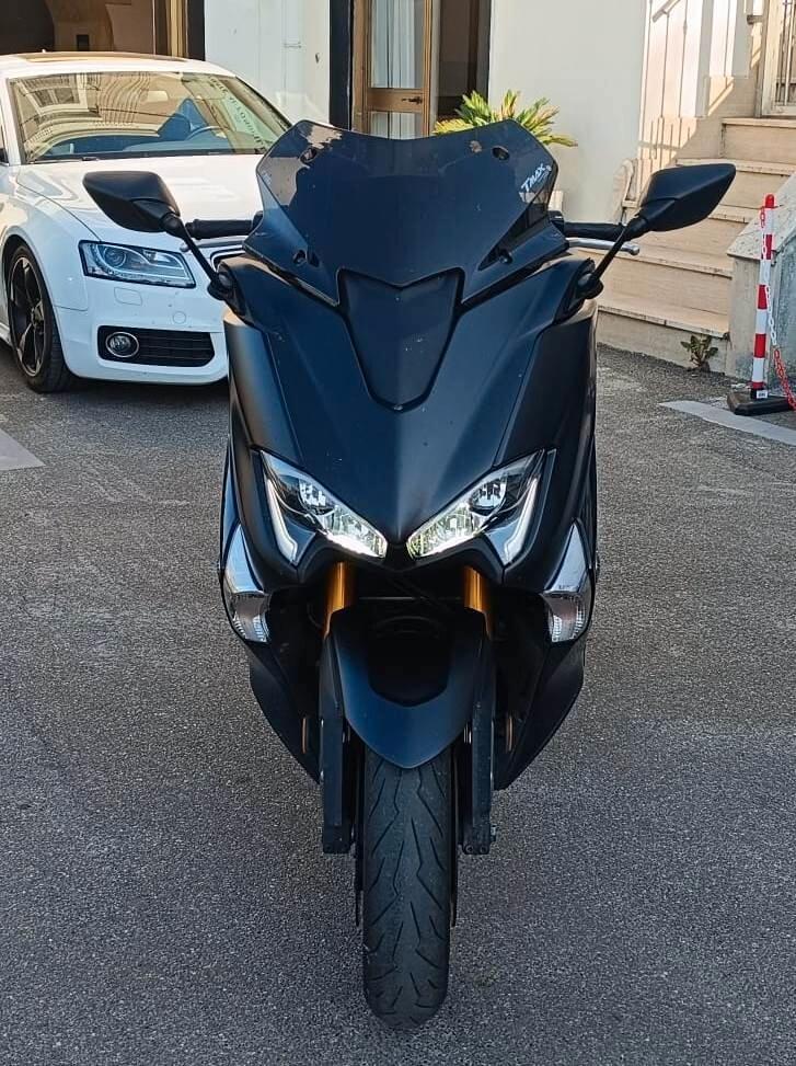 Yamaha TMAX 530