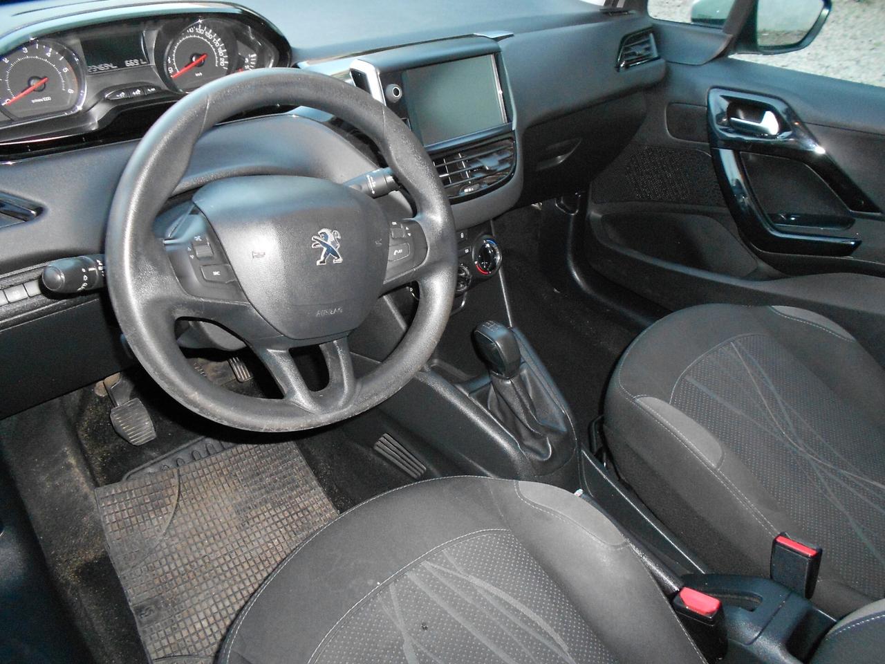 Peugeot 208 1.4 HDi 68 CV 5 porte Active