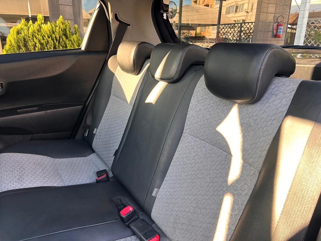 Toyota Yaris 1.4 D-4D 5 porte Lounge