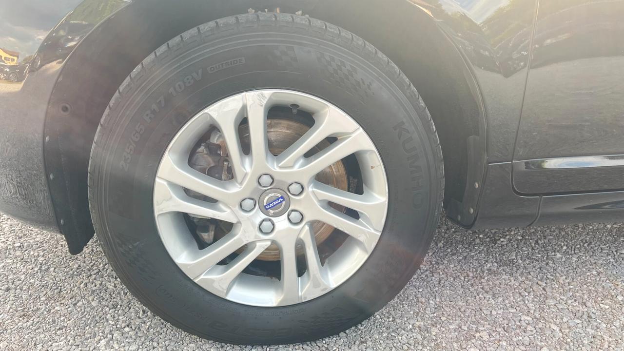 Volvo XC 60 XC60 D4 AWD Geartronic Momentum N1