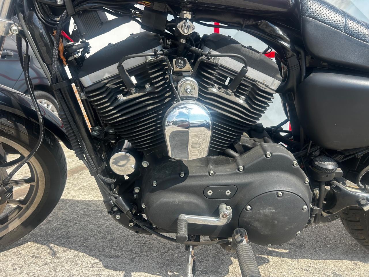 Harley-davidson 883 Sportster R