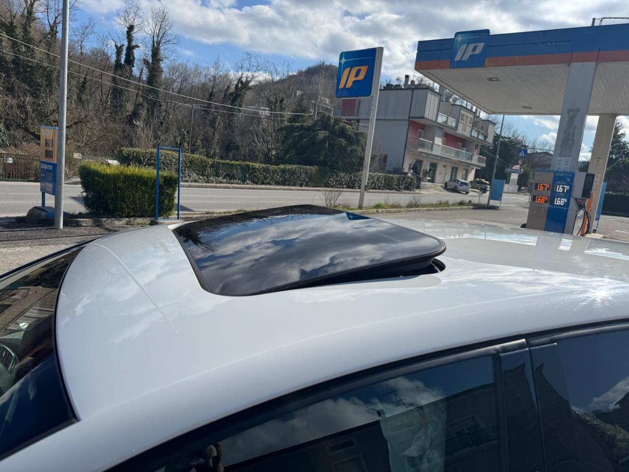 Volkswagen Golf GTI 2.0 TSI 5p.