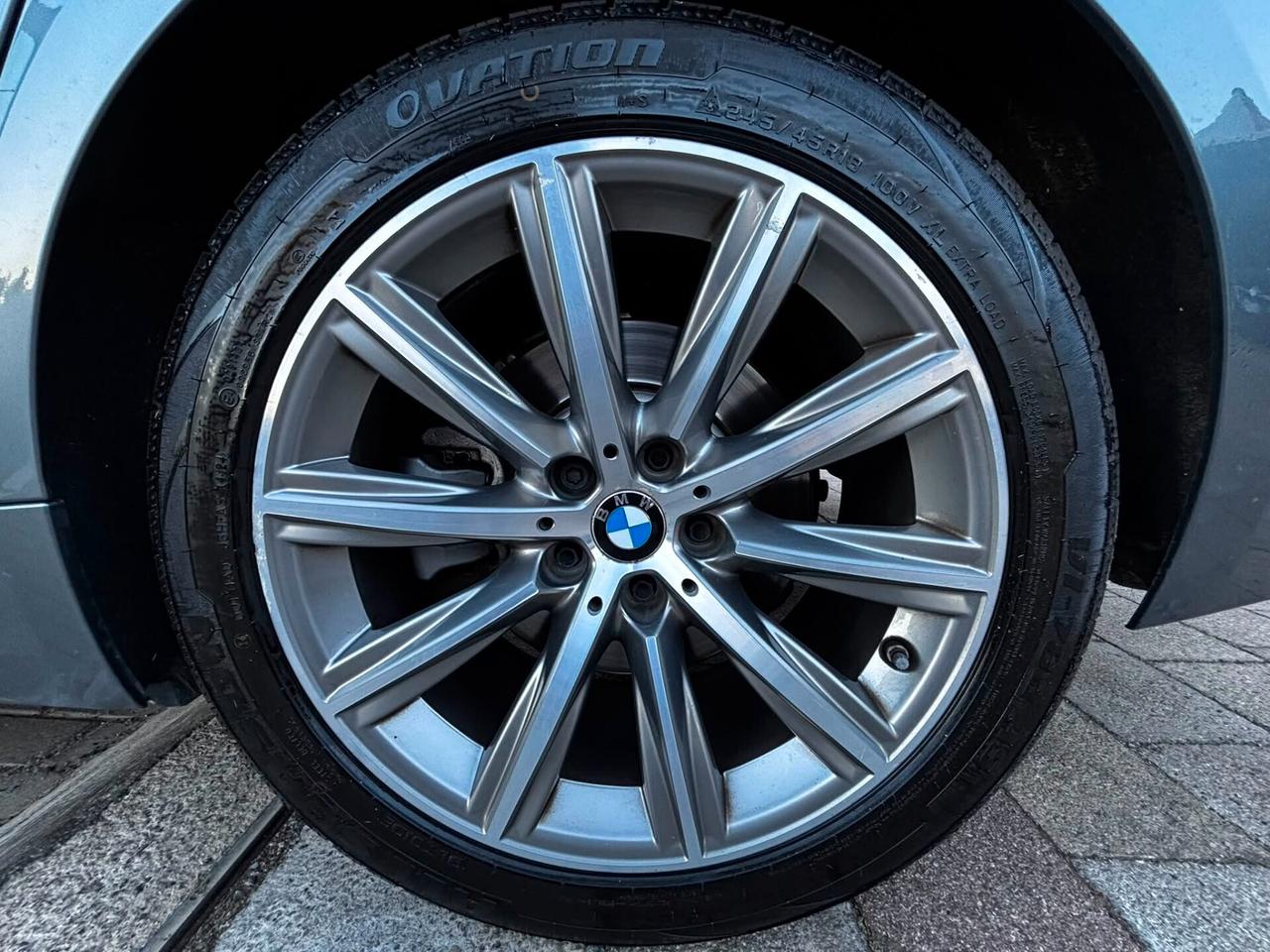 Bmw 520d Touring Luxury Led ambient - 2019