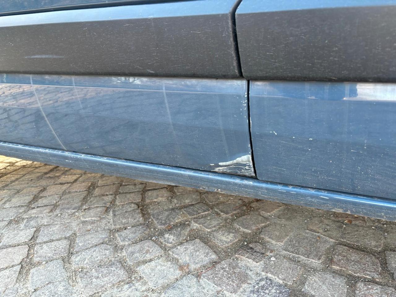 Ford Tourneo Custom IVA ESPOSTA