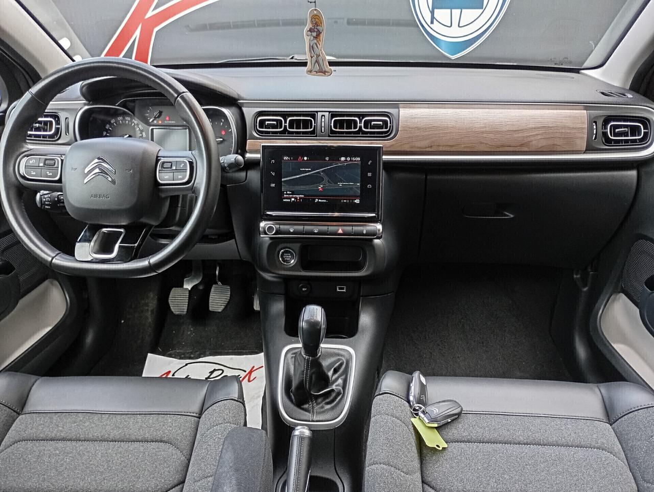 Citroen C3 1.2 PureTech 83CV Shine Pack