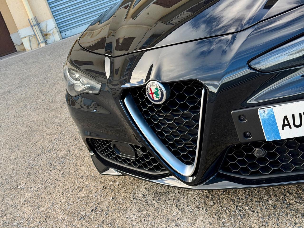 Alfa Romeo Giulia 2.2 JTDM 180 CV Super