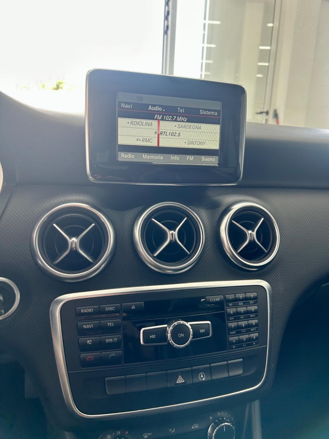 Mercedes CLASSE A 180 d Sport FINANZIABILE