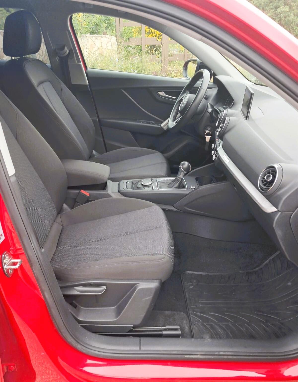 Audi Q2 35 TDI quattro S tronic Admired (Iva esposta)