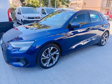 Audi A3 SPB 30 g-tron S tronic line edition + Blocksistem