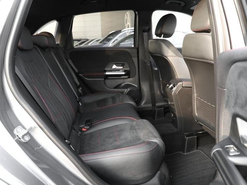 Mercedes-Benz Classe B B 180 Automatic AMG Line Night Pack Camera 18"