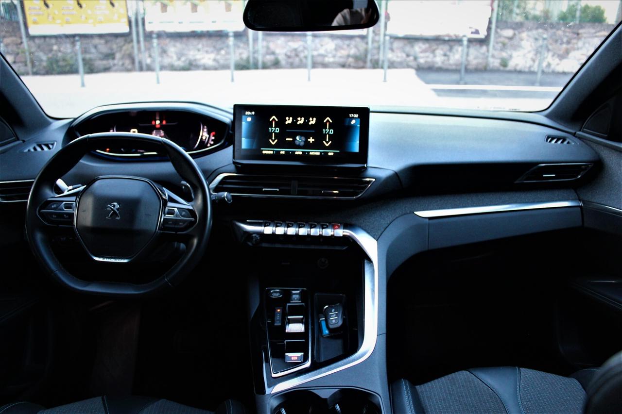 Peugeot 3008 BlueHDi 130 S&S EAT8 Allure Pack 71.000 km