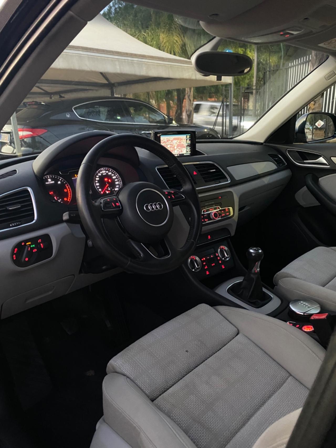 Audi Q3 2.0 TDI S Line 12/2013 manuale