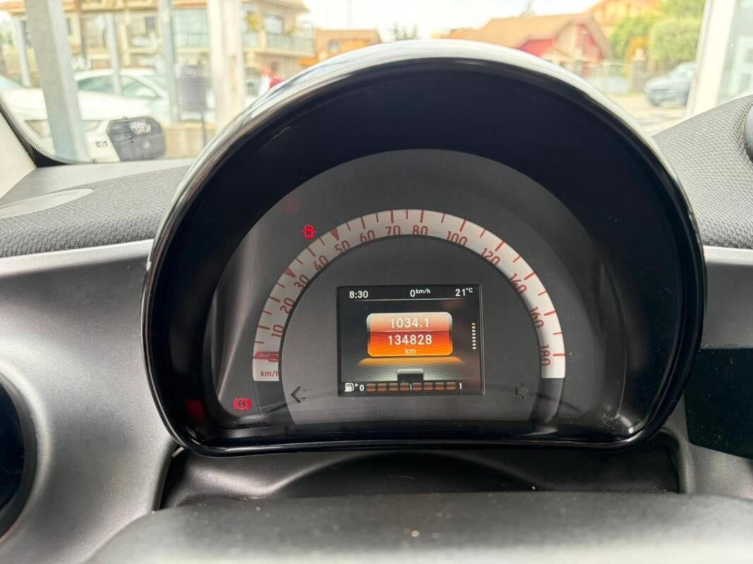 Smart Fortwo Cabrio 0.9 t Coffeelounge 90cv twinamic