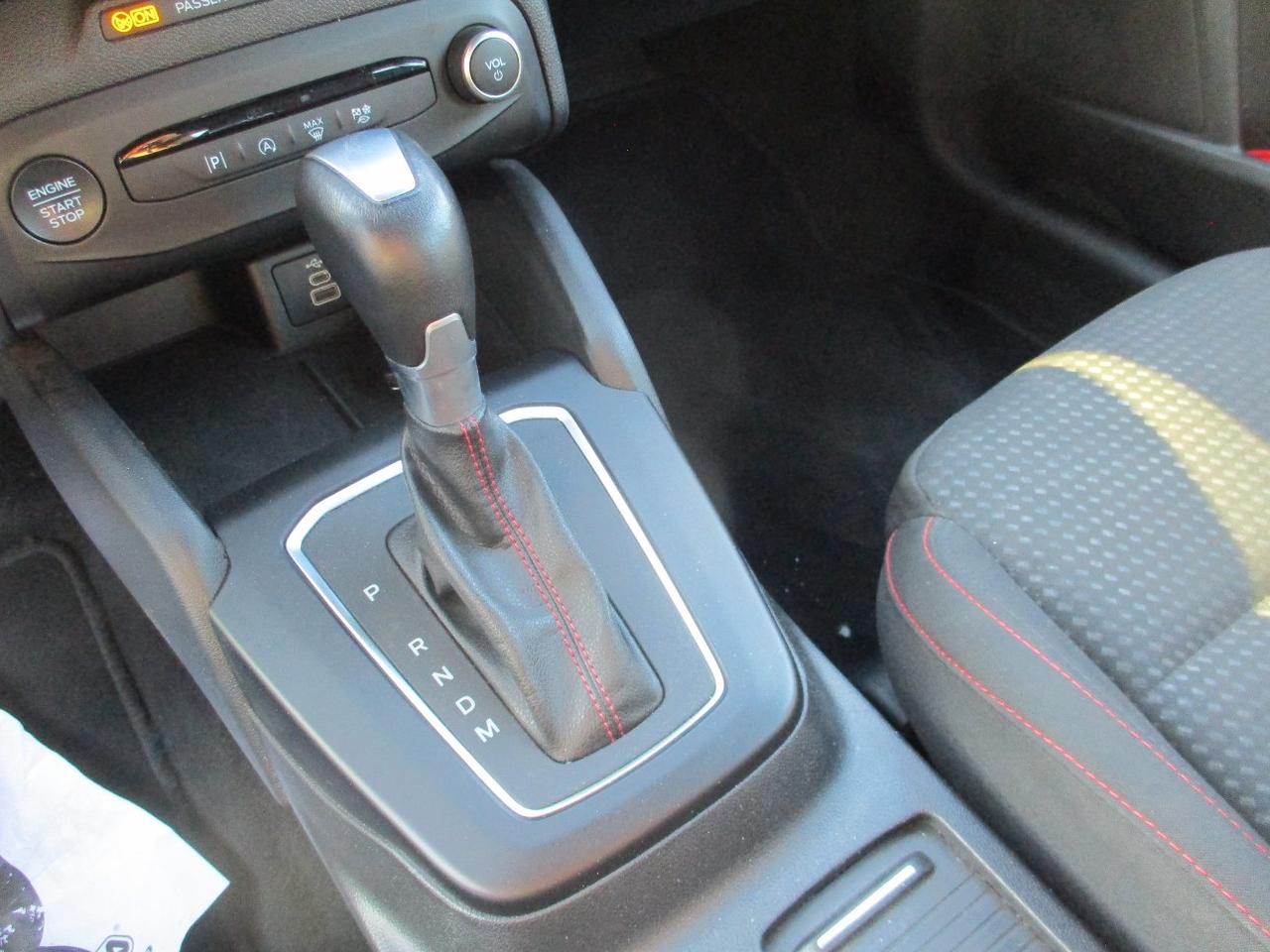 Ford Focus 1.0 EcoBoost Hybrid Auto 125Cv SW ST-Line