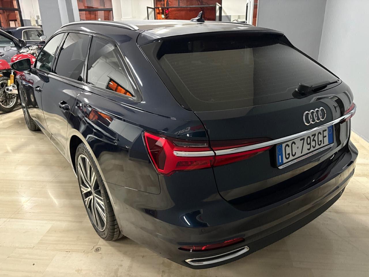 Audi A6 Avant 40 2.0 TDI 204cv S tronic