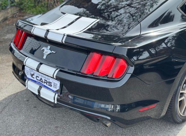 FORD Mustang Fastback 3.7 aut. *GPL*