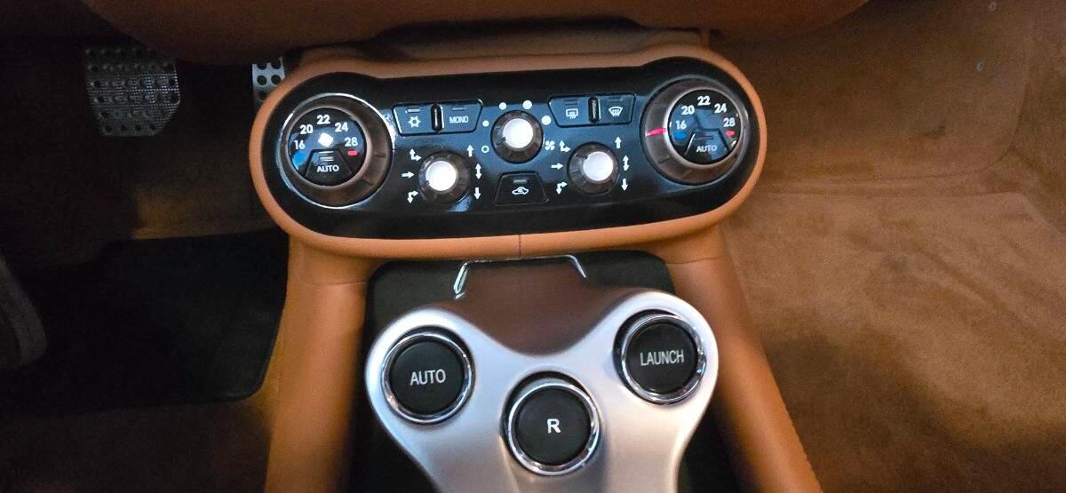 Ferrari California 30 4.3 DCT ultima serie ASPIRATA 490 cv *GAR UFF*