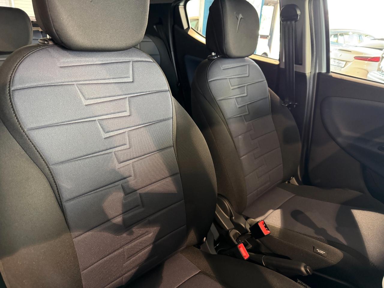 Lancia Ypsilon 1.0 firefly hybrid Platino App Conn Cam 15" Neopat