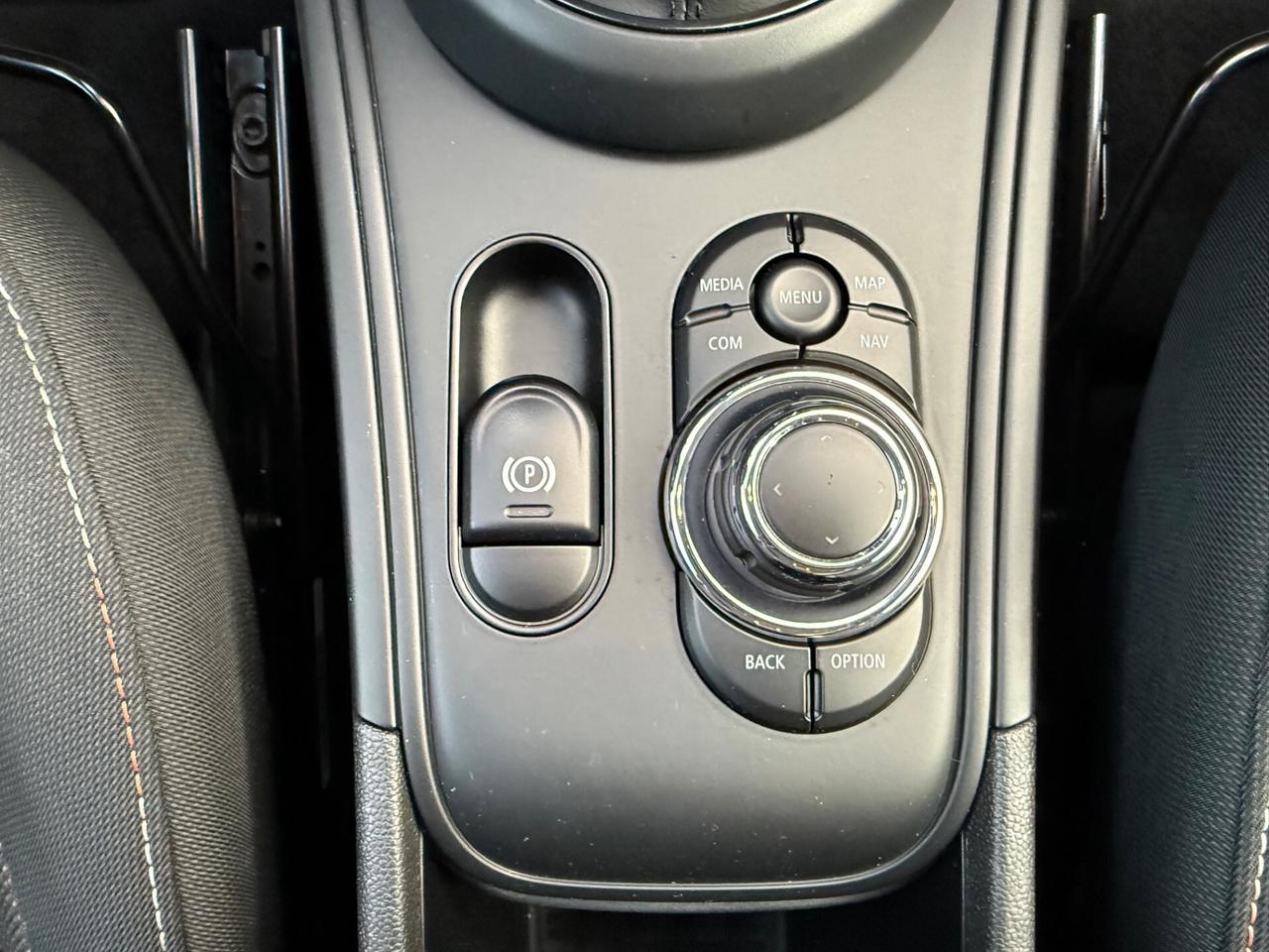 Mini Cooper Countryman 1.5 One - Automatica