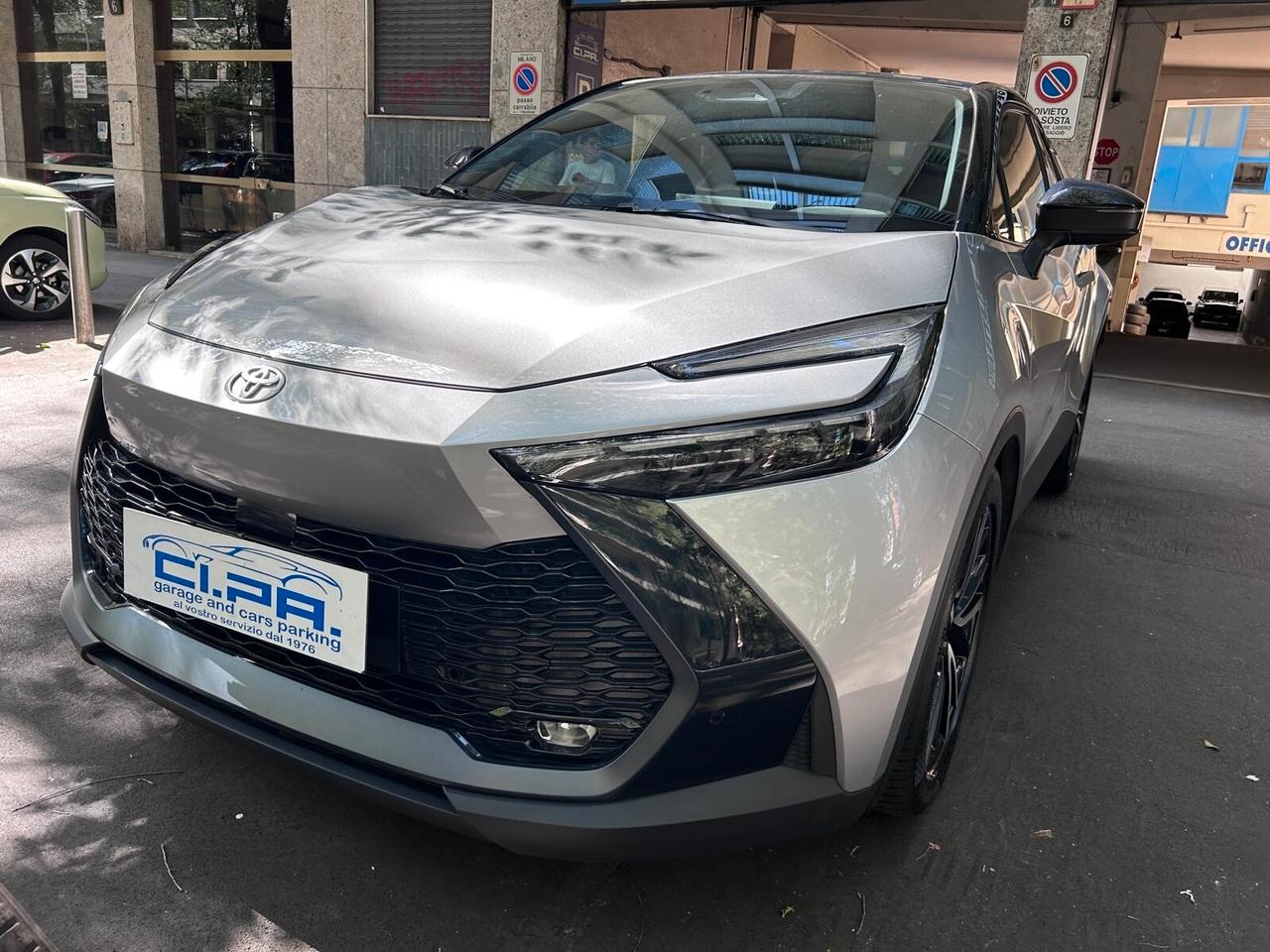 Toyota C-HR 1.8 HV Lounge