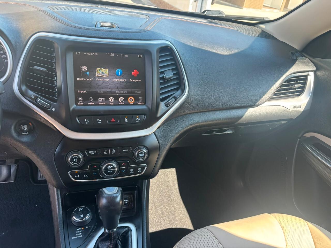 Jeep Cherokee 2.2 Mjt II 4WD Active Drive I Limited ANNO 2016