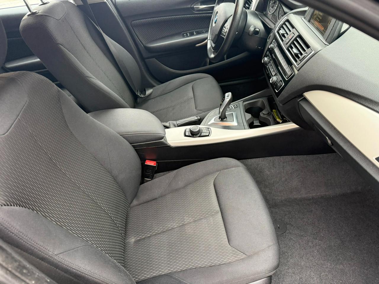 Bmw 116 116d 5p. Automatica Sport