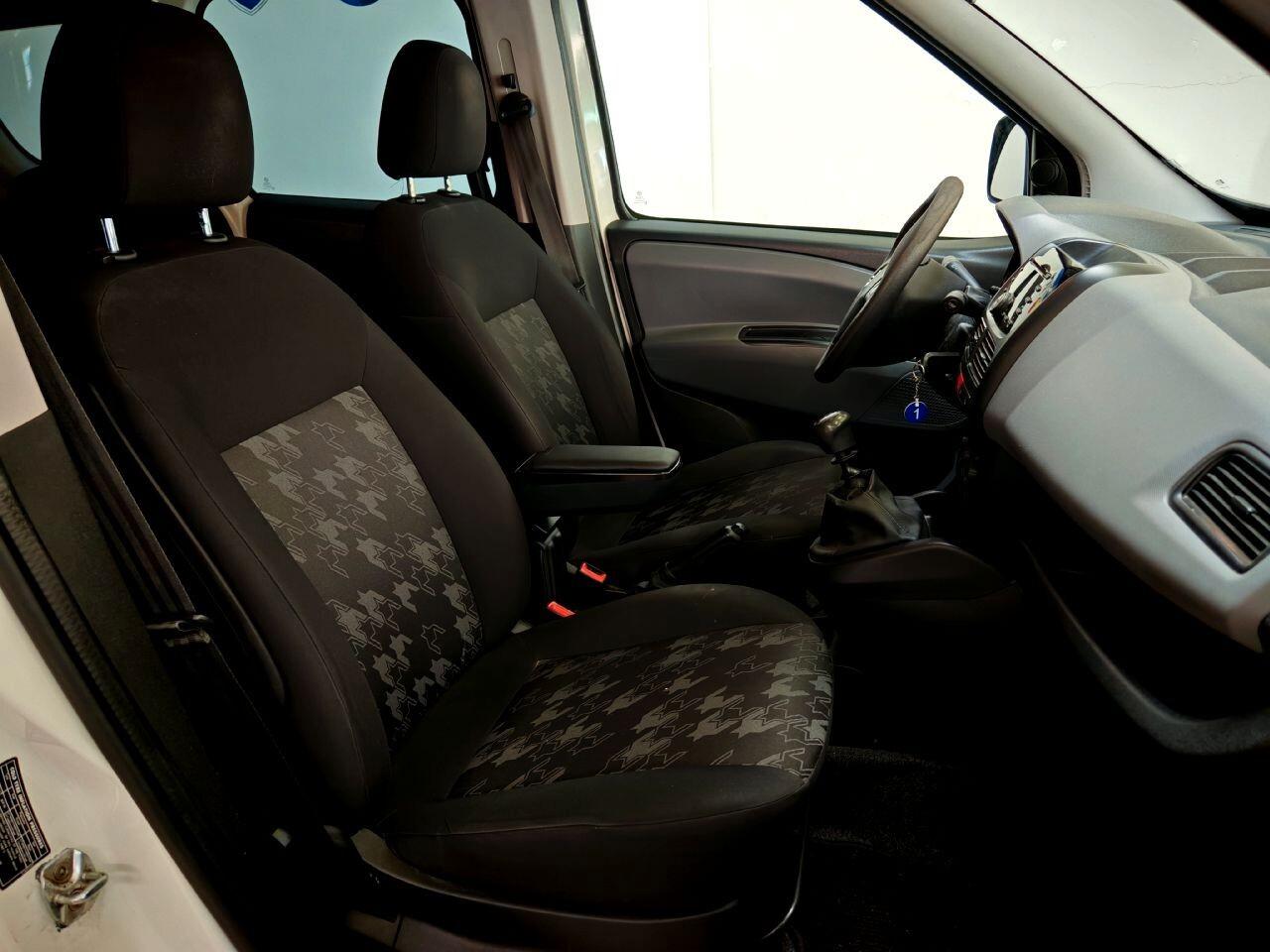 Opel Combo Tour 5 Posti 1.4