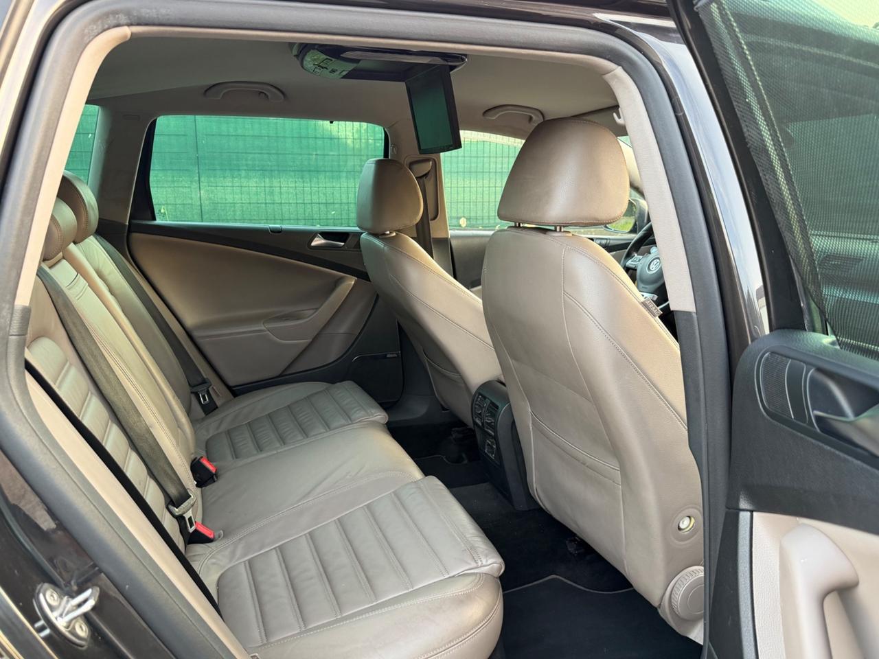 Volkswagen Passat 2.0 TDI DPF 4mot. Var. Highline