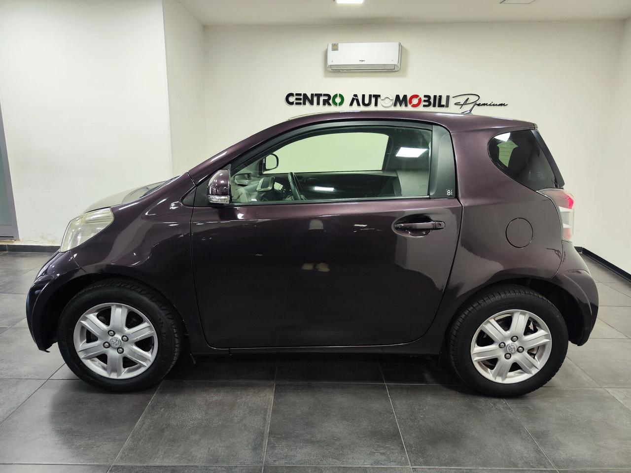 Toyota iQ 1.0 68cv Multidrive Automatica