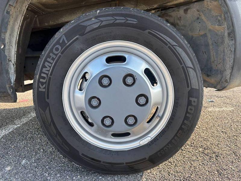 Iveco Nuovo DAILY 22