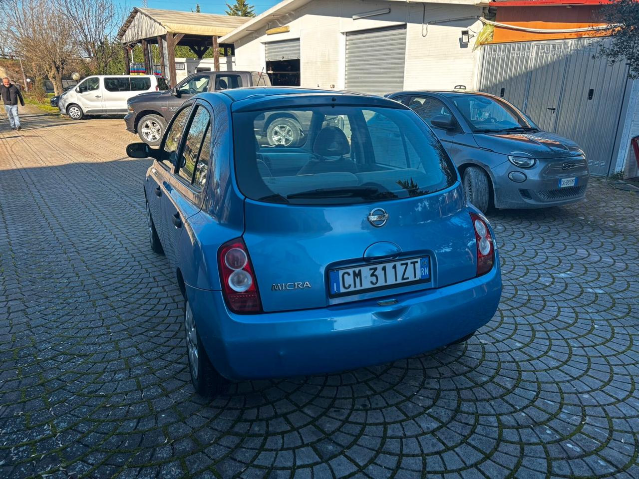 Nissan Micra 1.0 16V 5 porte Visia IDONEA PER NEOPATENTATI SOLO 100.000 KM