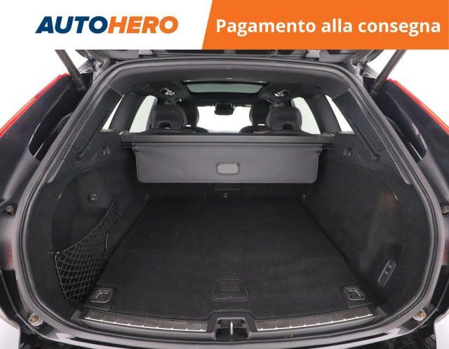 VOLVO XC60 T6 Recharge Plug-in Hybrid AWD R-design