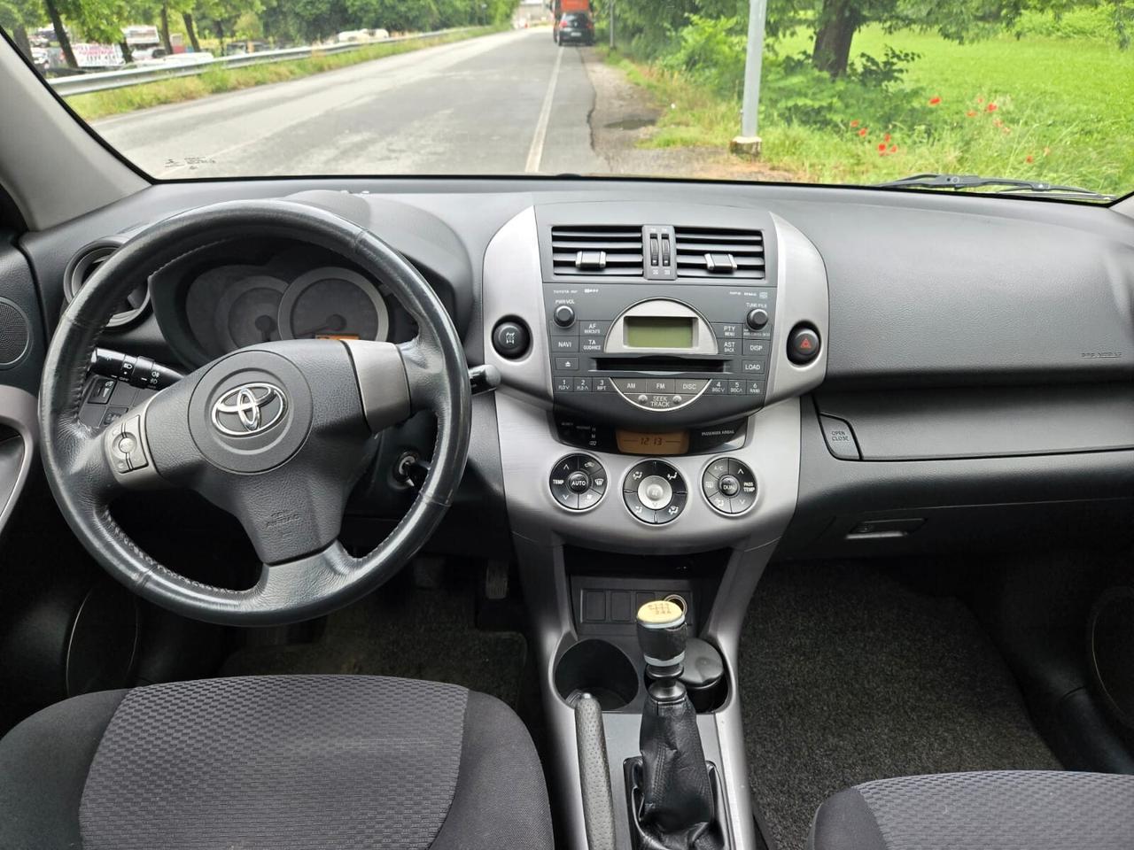Toyota RAV 4 RAV4 2.2 D-4D 136 CV