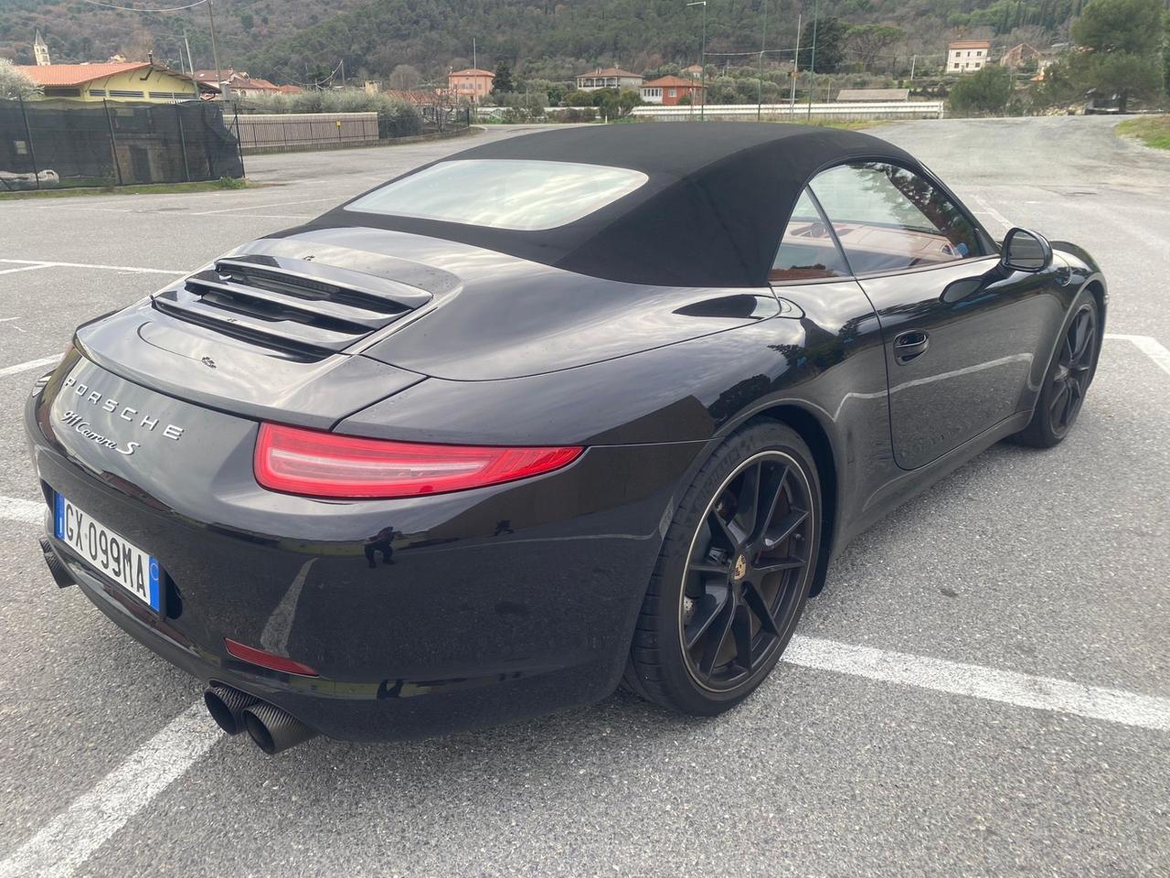 Porsche 911 3.8 Carrera S Coupé