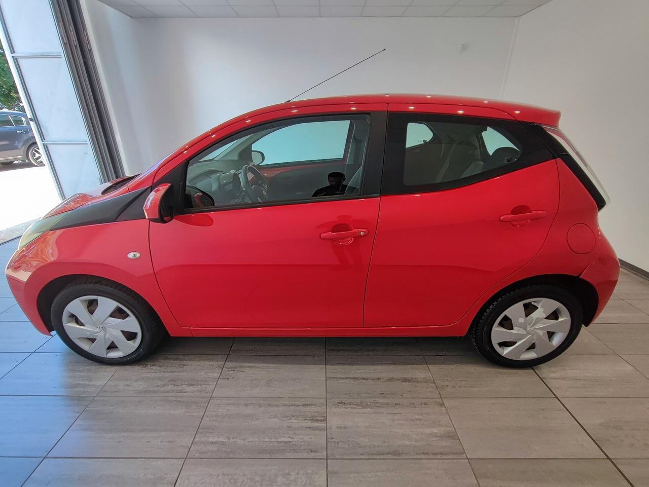 Toyota Aygo 1.0 VVT-i 5 porte x-clusiv