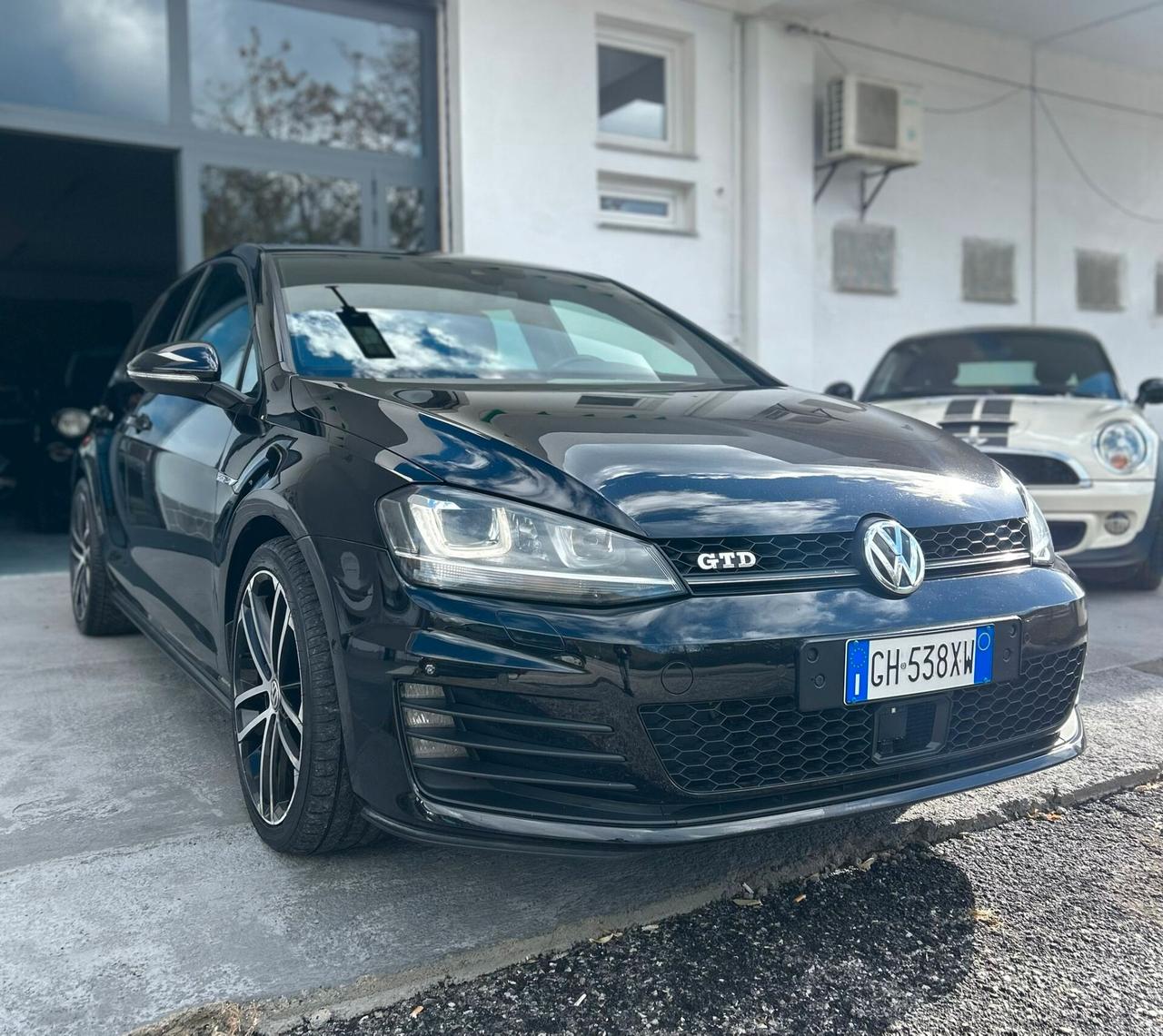 Volkswagen Golf GTD 2.0 TDI DSG 5P BlueMotion Technology