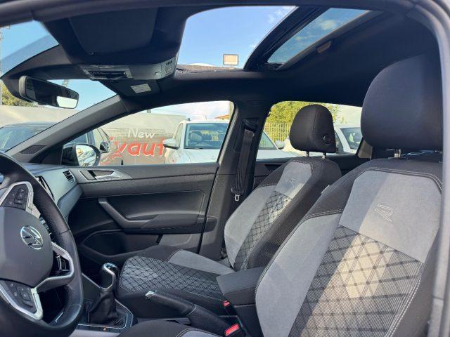 VOLKSWAGEN Taigo 1.0 TSI 110 CV R-Line