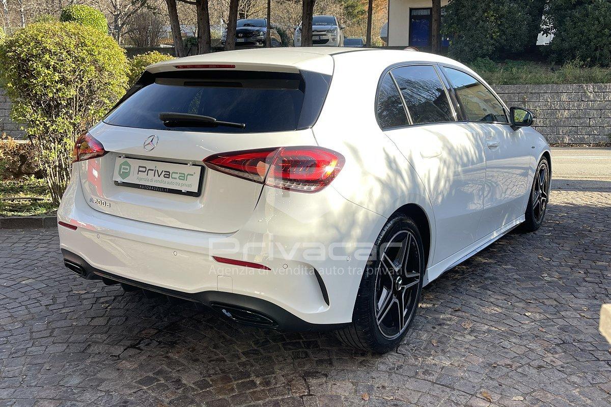 MERCEDES A 200 d Automatic Premium