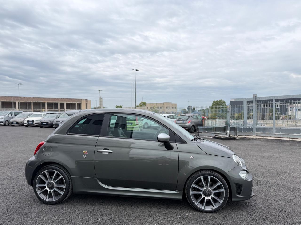Abarth 595 1.4 Turbo T-Jet 165 CV Turismo