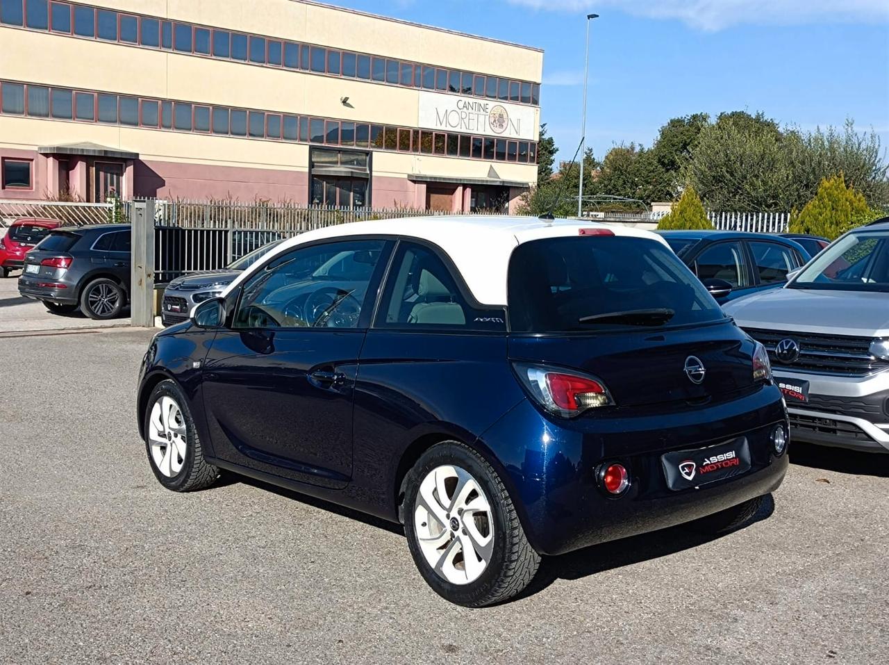 Opel Adam 1.2 70 CV Glam