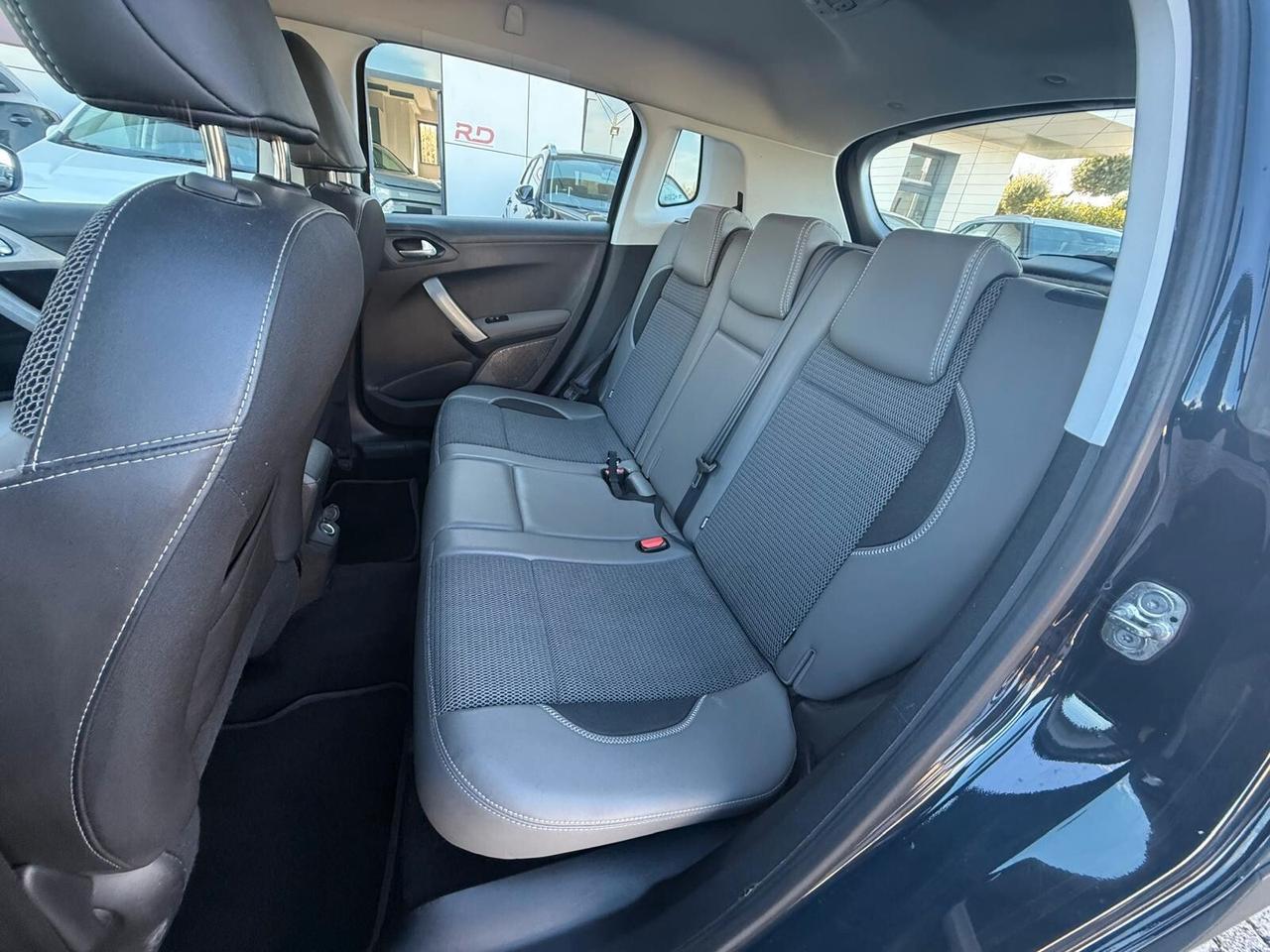 Peugeot 2008 PureTech 82 Allure + GPL - OK NEOPATENTATI