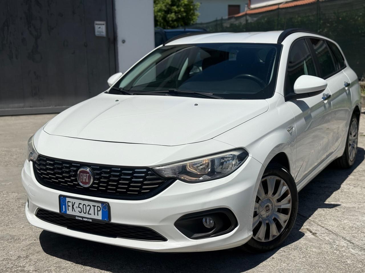 Fiat Tipo 1.6 Mjt DIESEL EURO 6B 2017 NEOPATENTATI
